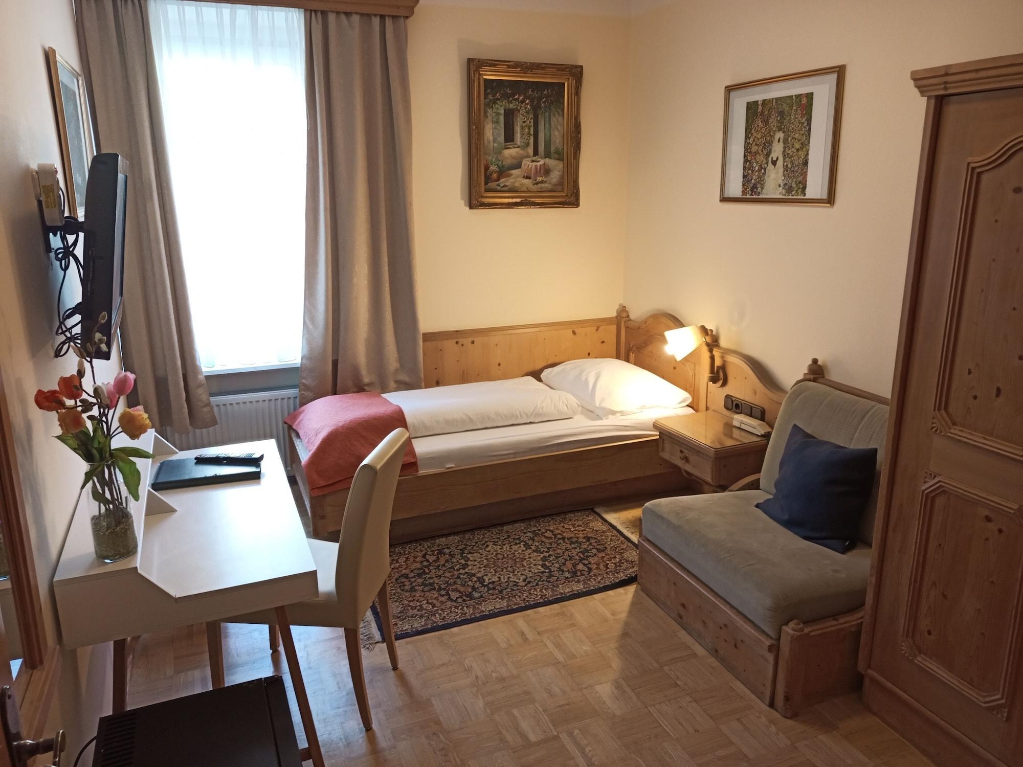 Bed & Breakfast Adlerhof