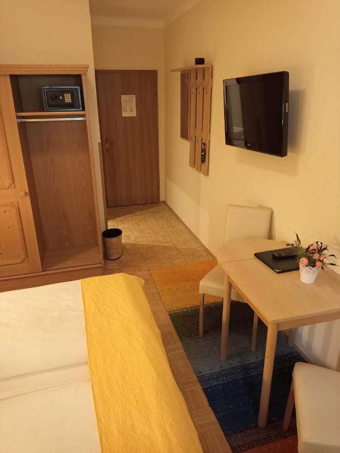 Adlerhof Bed & Breakfast Salzburg